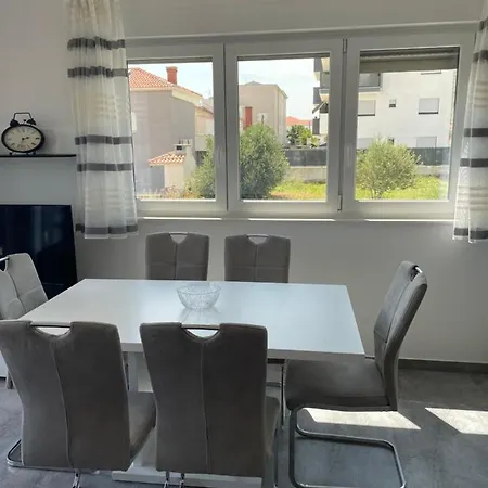 Apartman Sunny Day Apartment Trogir