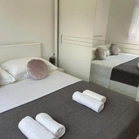 Apartman Sunny Day