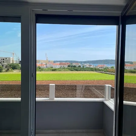 Apartment Apartman Sunny Day *