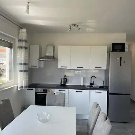 Apartman Sunny Day *